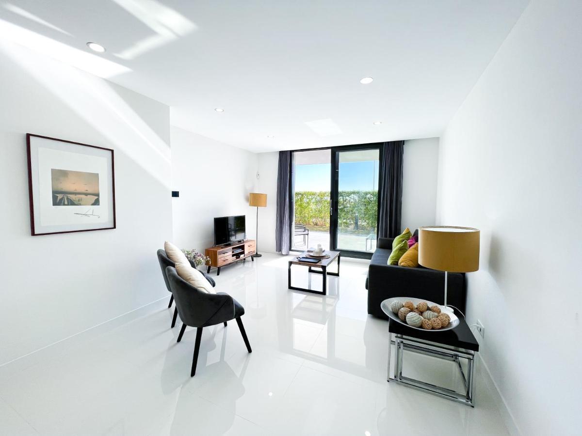 Apartment In Manilva, Just A Few Steps From The Beach Exterior foto