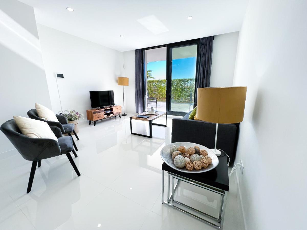 Apartment In Manilva, Just A Few Steps From The Beach Exterior foto
